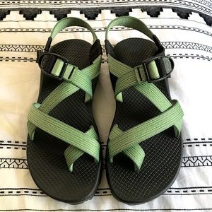 Like New Chaco Z/2 W8 Basil